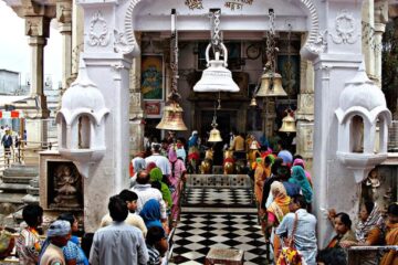 Chamunda Devi Mandir Kangra