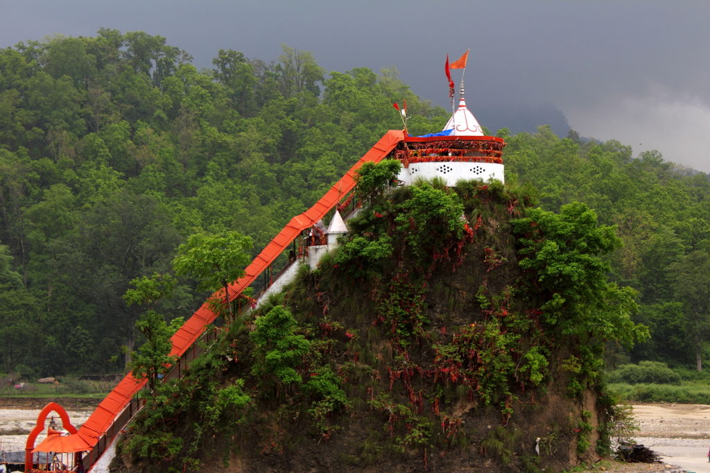 garjiya-mandir