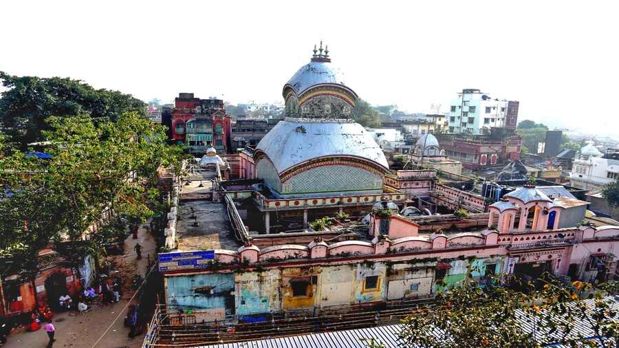 How much time it will take for darshan in Kalighat Temple?